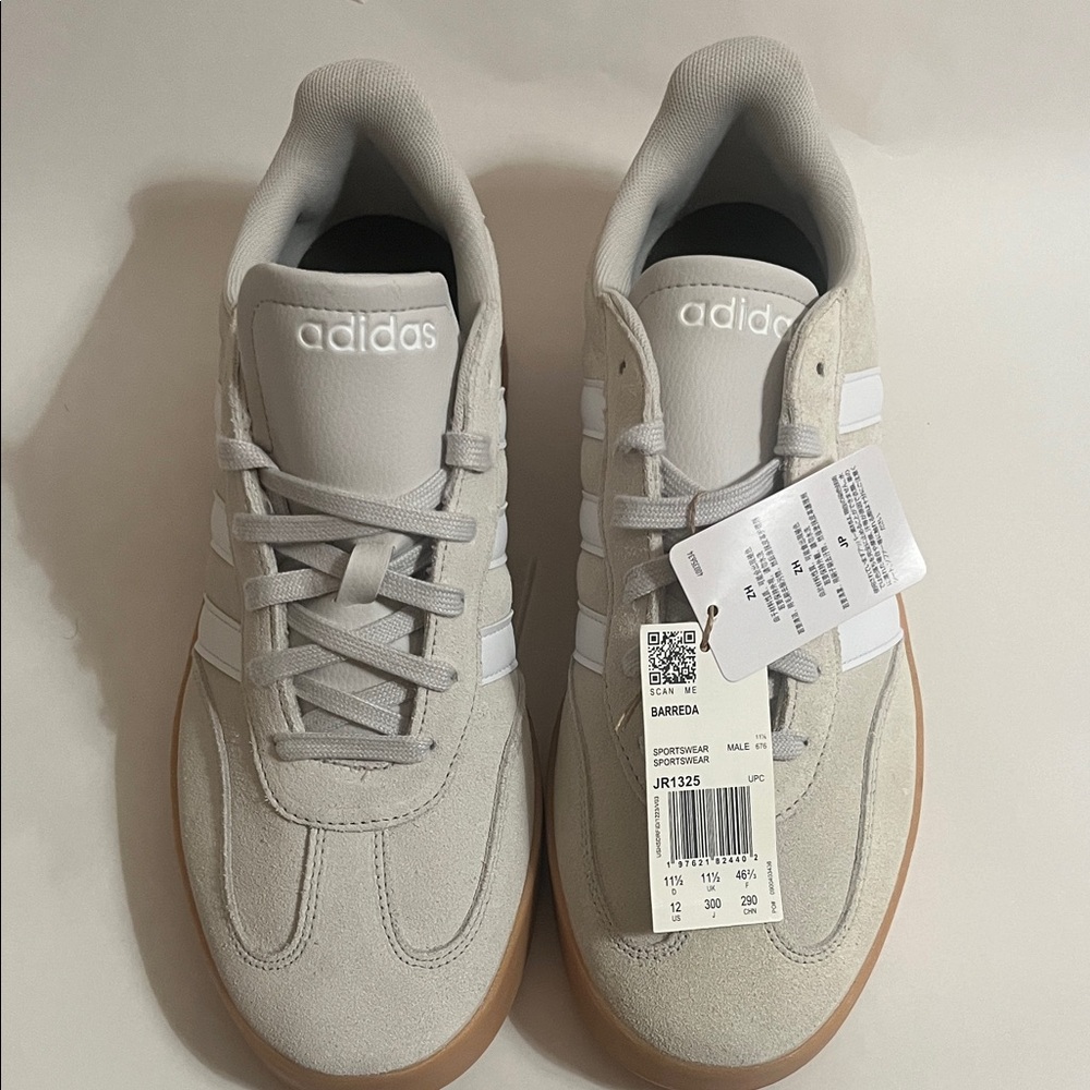 adidas Barreda Low-Top Sneakers in Light Gray & Gum